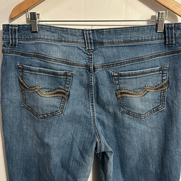 Christoper & Banks Sz 12 jeans fancy pockets good condition - Picture 4 of 5